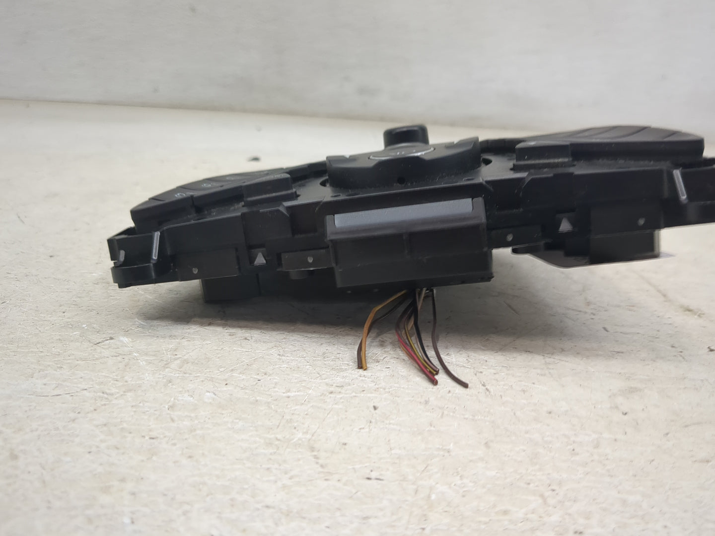 2013-2014 Ford Focus Radio Control Panel 1468293 - Oemusedautoparts1.com