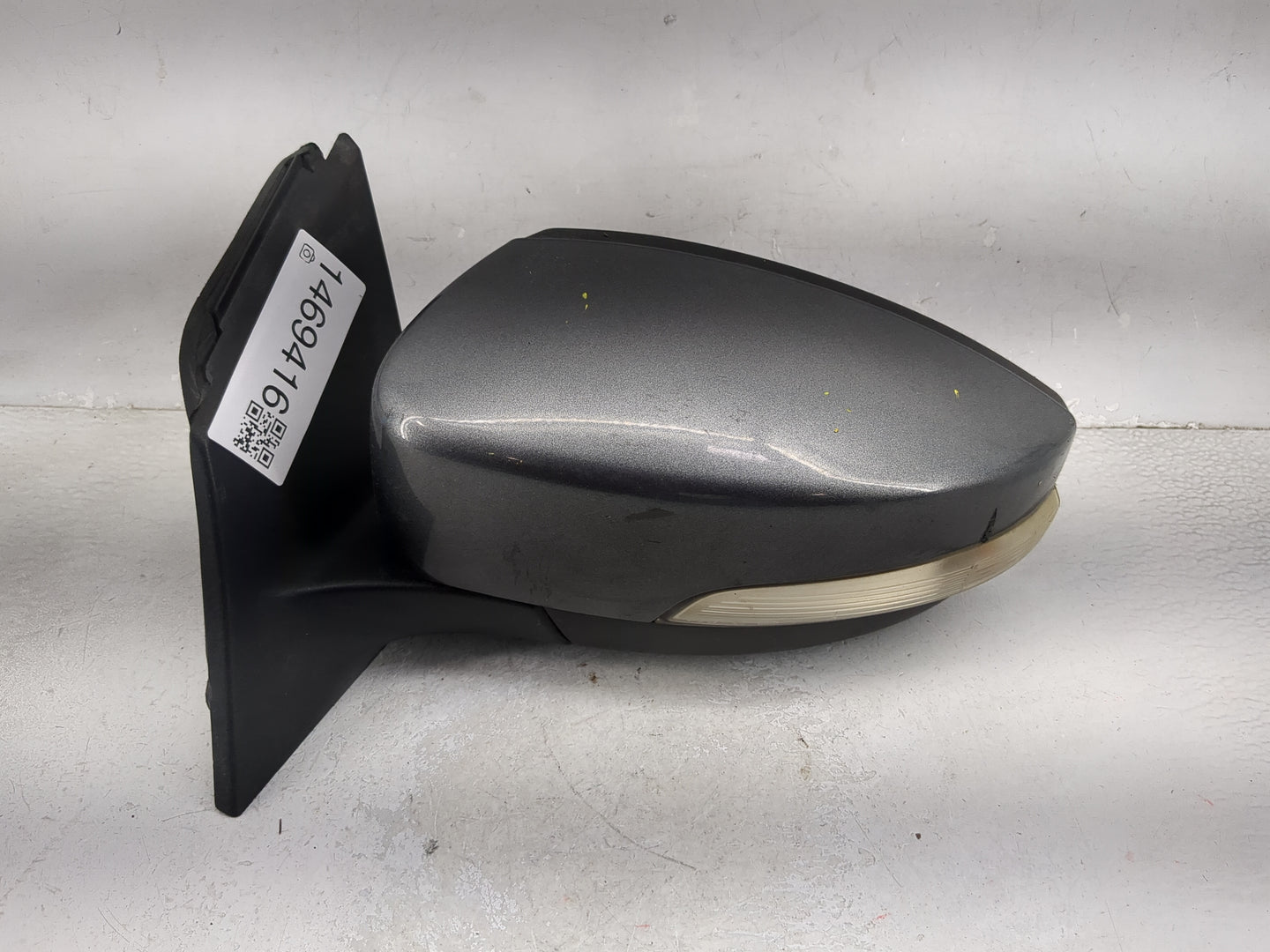 2012-2014 Ford Focus Driver Side View Mirror - Left Door Mirror OEM Used - Oemusedautoparts1.com