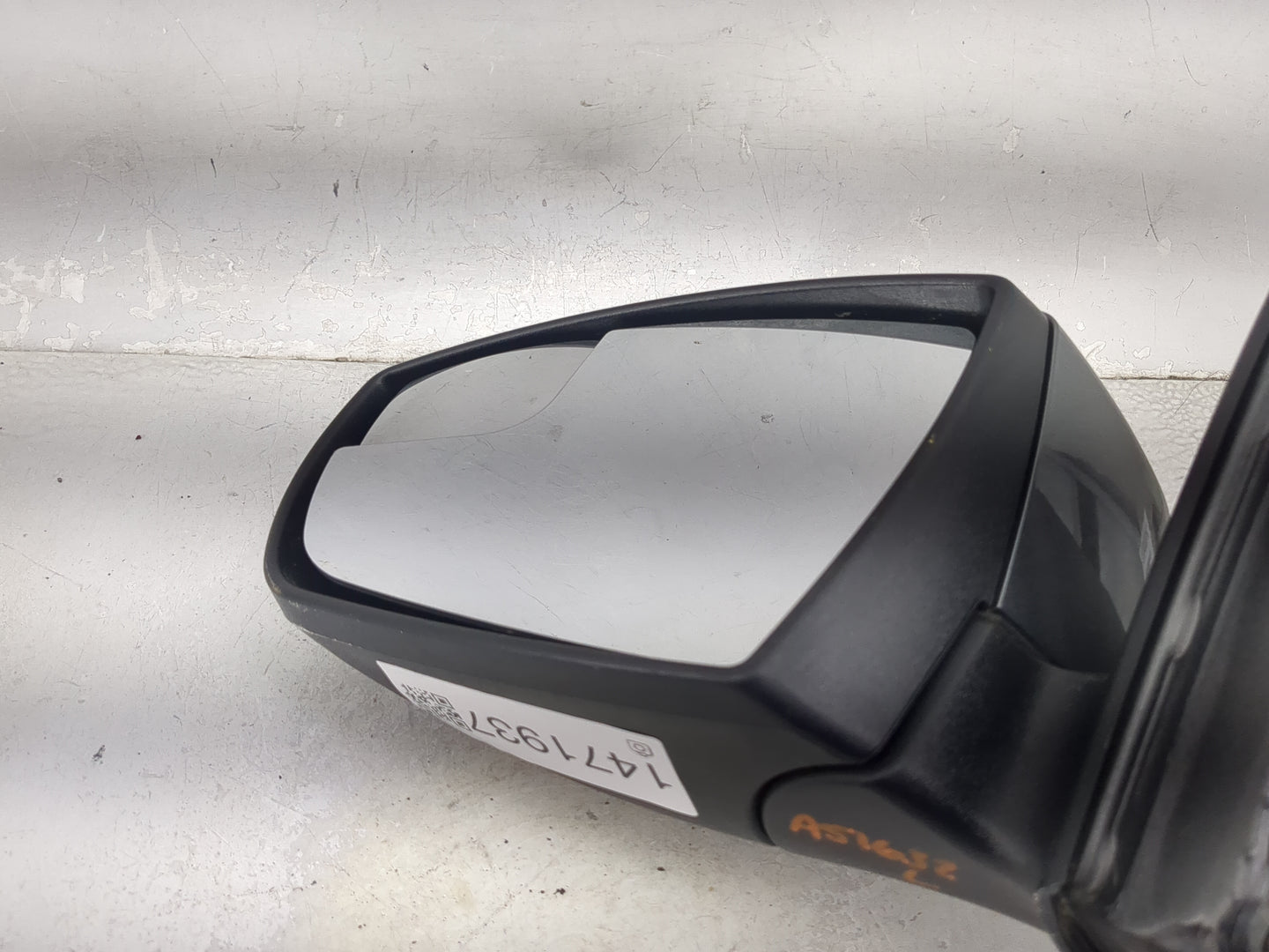 2012-2014 Ford Focus Driver Side View Mirror - Left Door Mirror OEM Used - Oemusedautoparts1.com
