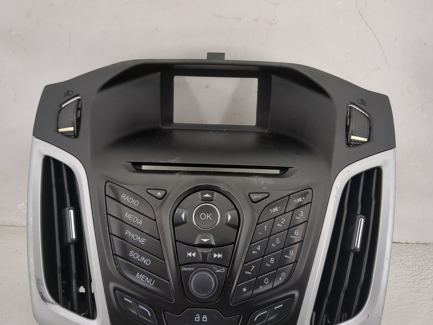 2013-2014 Ford Focus Radio Control Panel Black - Oemusedautoparts1.com