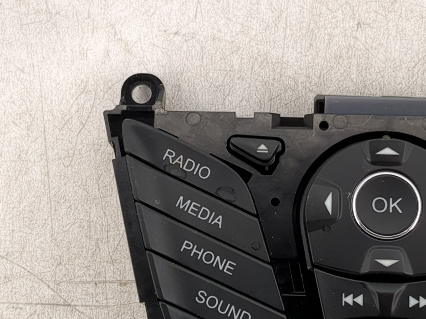 2013-2014 Ford Focus Radio Control Panel 1475114 - Oemusedautoparts1.com