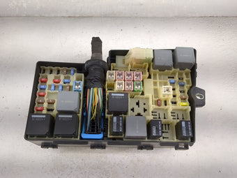 compare product 2014 Ford Focus Fusebox Fuse Box Panel Relay Module P/N:AV6T-14A067-AC 5B0Q10107 Fits OEM Used Auto Parts