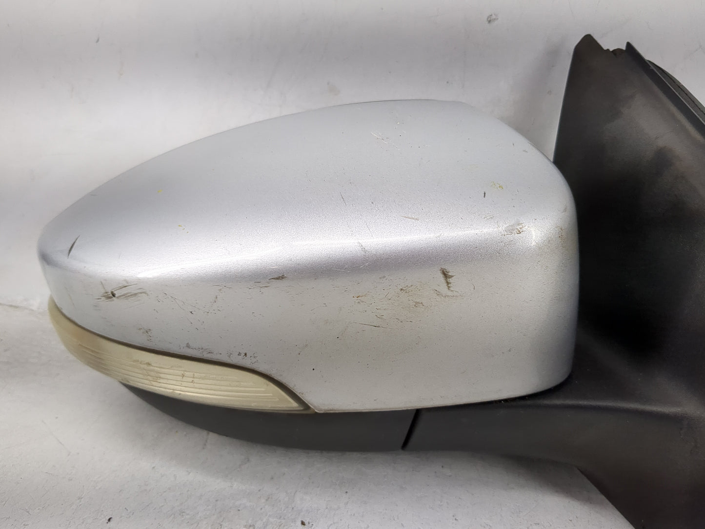 2012-2014 Ford Focus Passenger Side View Mirror - Right Door Mirror OEM Used - Oemusedautoparts1.com