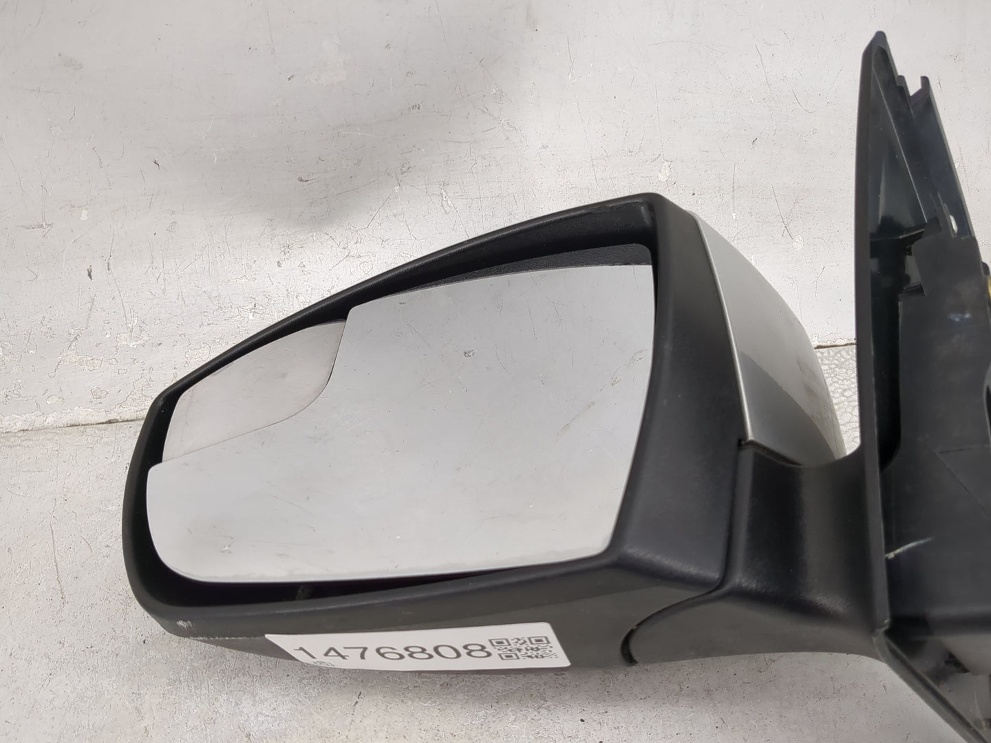 2012-2014 Ford Focus Driver Side View Mirror - Left Door Mirror OEM Used - Oemusedautoparts1.com
