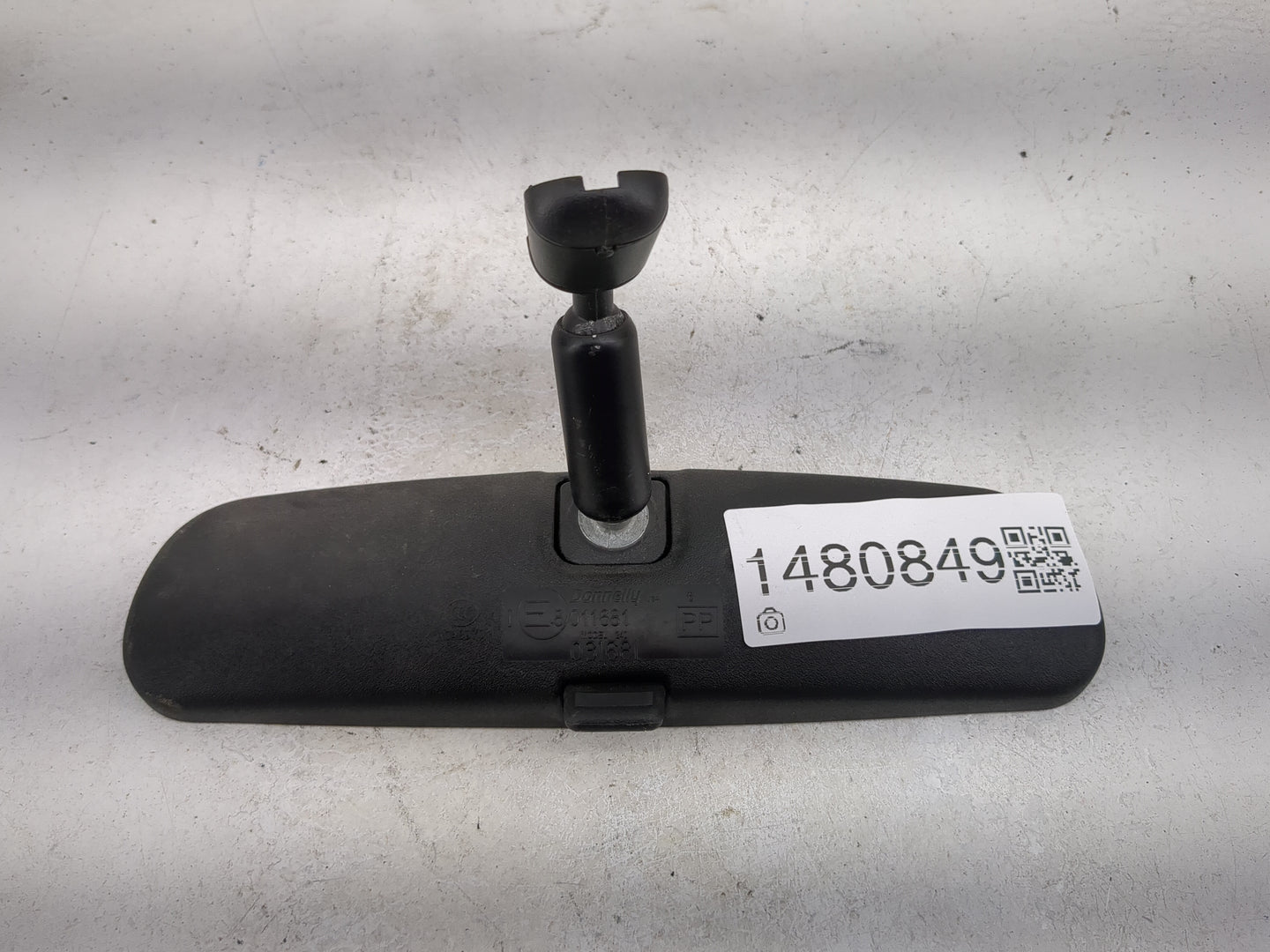 2014 Ford Focus Interior Rear View Mirror Replacement OEM P/N:E8 011681 E8 031681 Fits OEM Used Auto Parts - Oemusedautopart