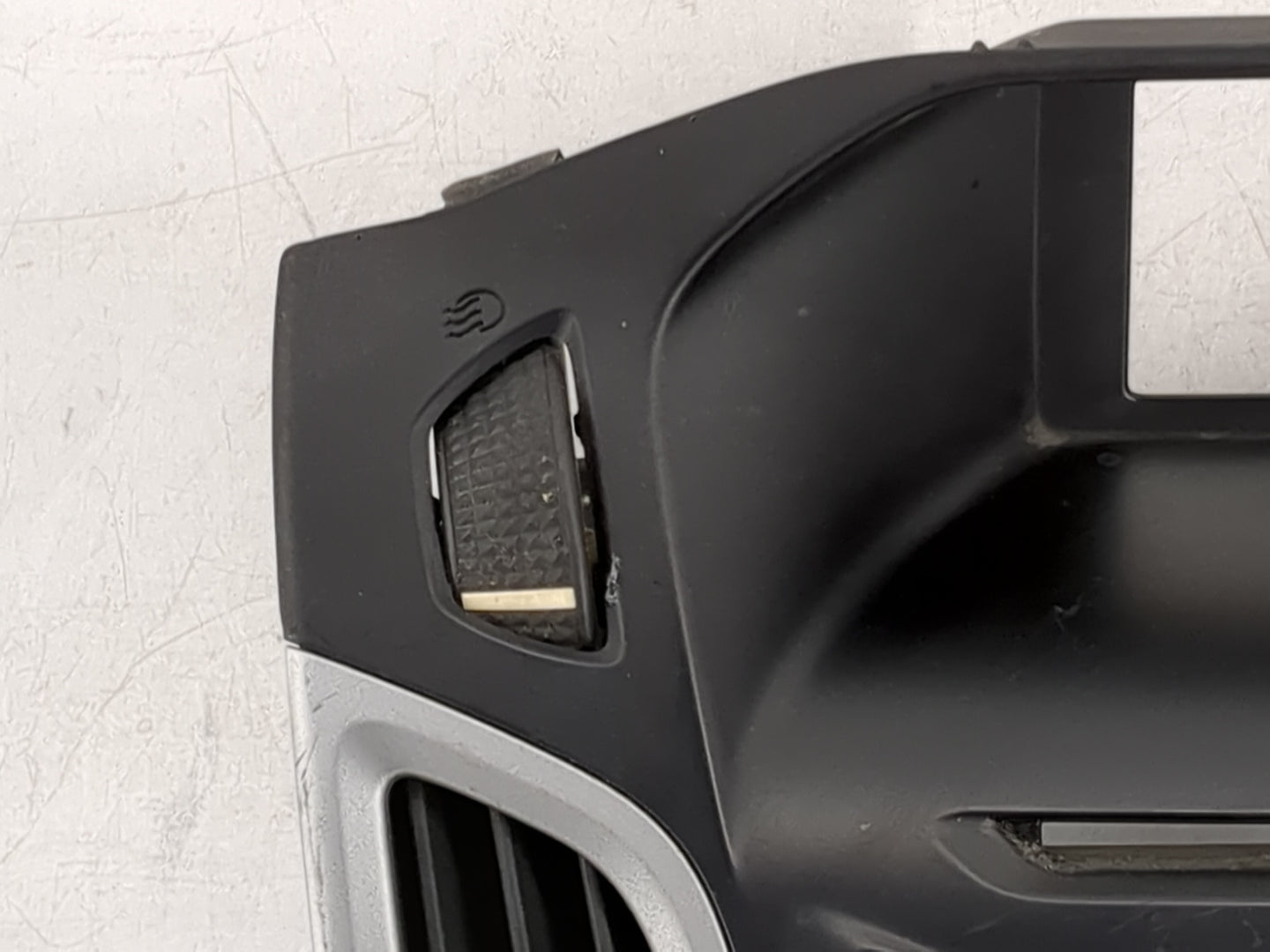 2013-2014 Ford Focus Radio Control Panel 1480924 - Oemusedautoparts1.com