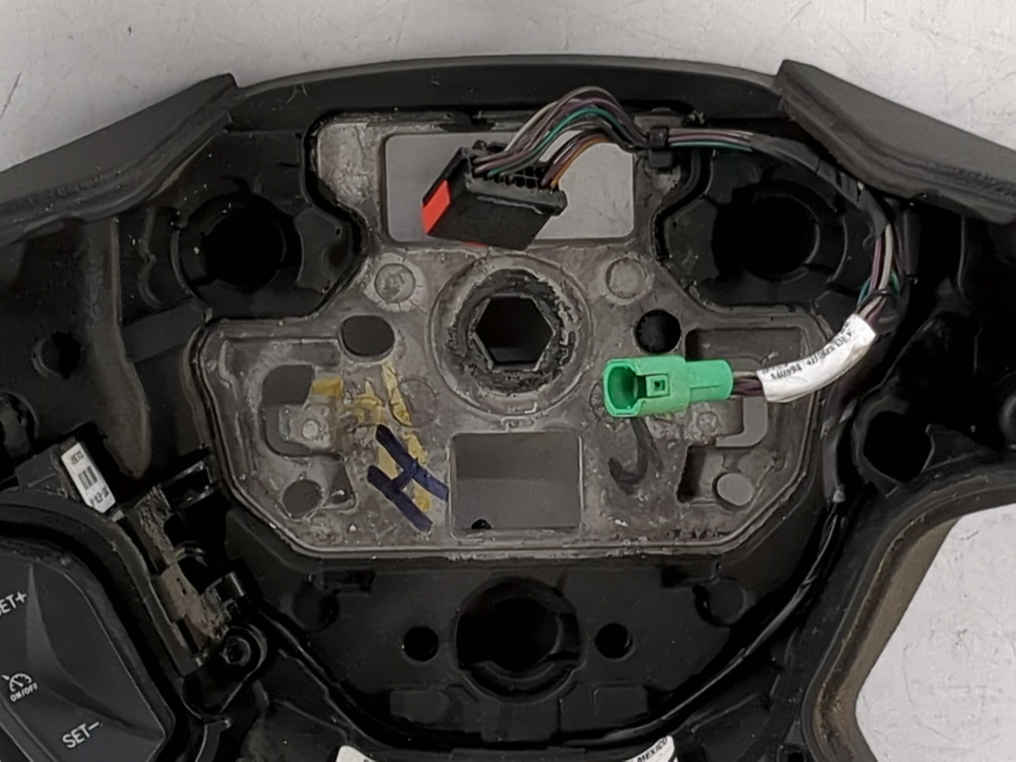 2014 Ford Focus Steering Wheel Oem Black - Oemusedautoparts1.com