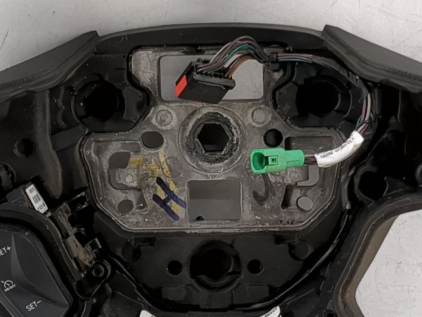 2014 Ford Focus Steering Wheel Oem Black - Oemusedautoparts1.com