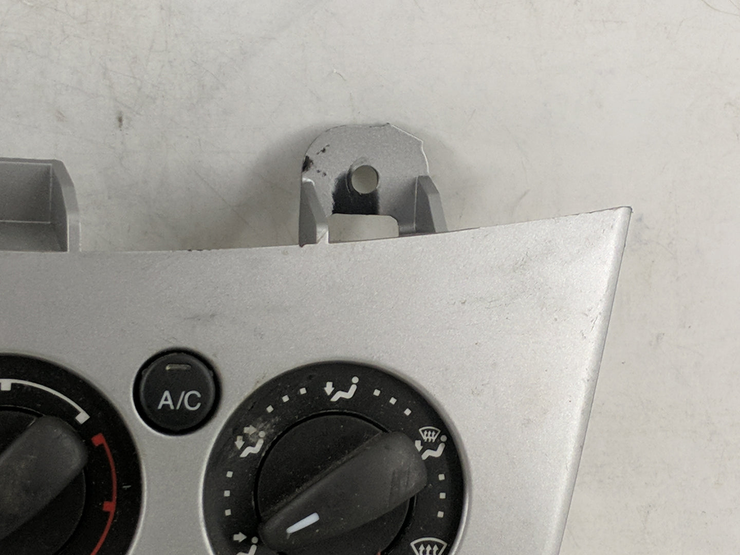2013-2014 Ford Focus Climate Control Module Temperature AC/Heater Replacement P/N:CM5T-19980-AF FD-CM5T-14111121-0642 Fits O