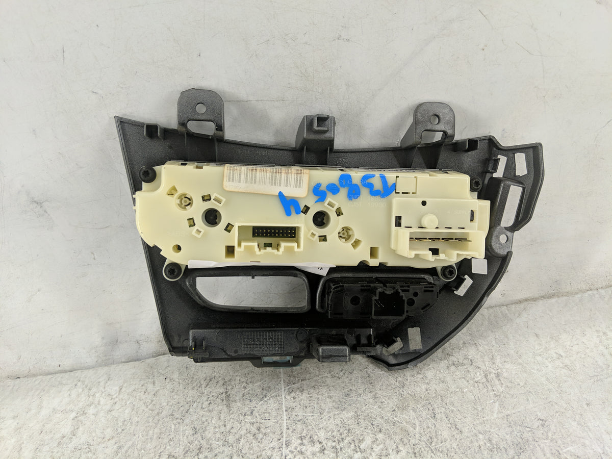 2013-2014 Ford Focus Climate Control Module Temperature AC/Heater Replacement P/N:CM5T-19980-AF FD-CM5T-14111121-0642 Fits O