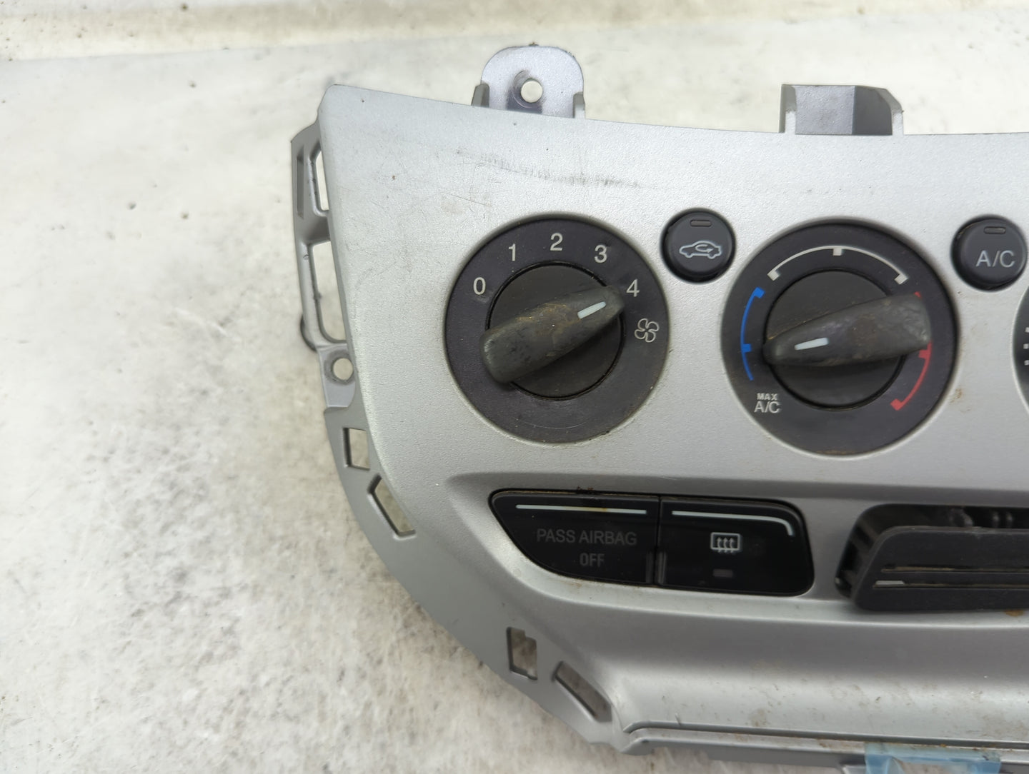 2013-2014 Ford Focus Climate Control Module Temperature AC/Heater Replacement P/N:CM5T-19980-AF Fits Fits 2013 2014 OEM Used