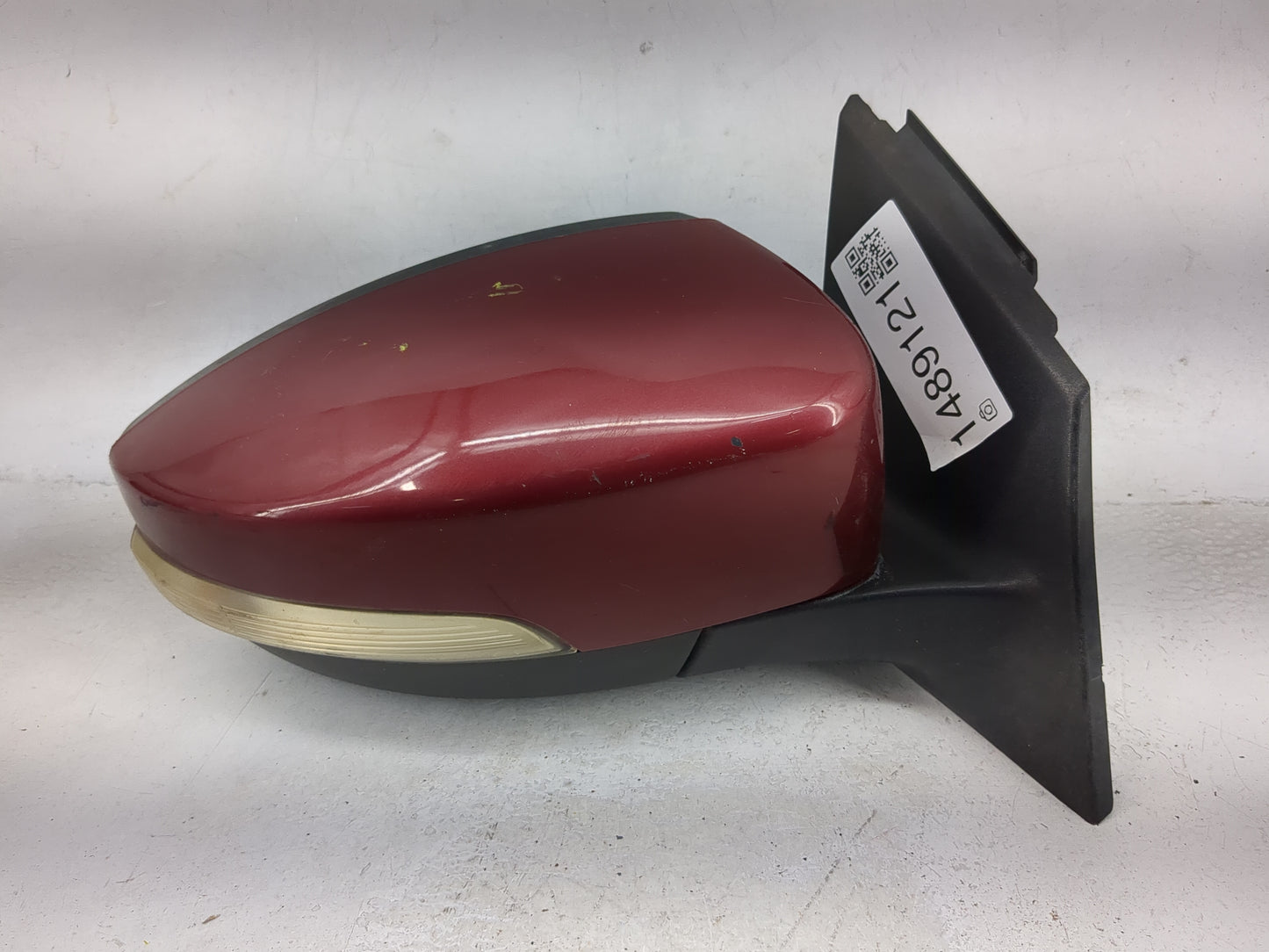 2012-2014 Ford Focus Passenger Side View Mirror - Right Door Mirror OEM Used - Oemusedautoparts1.com