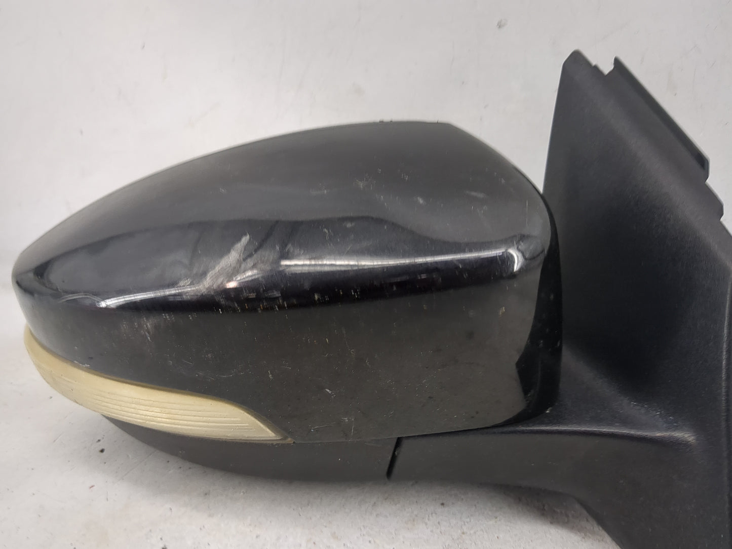 2012-2014 Ford Focus Passenger Side View Mirror - Right Door Mirror OEM Used - Oemusedautoparts1.com