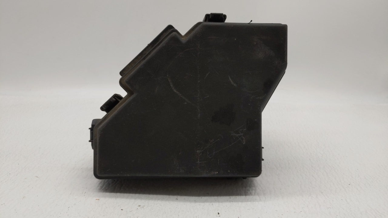 2012-2014 Ford Focus Fusebox Fuse Box Panel Relay Module P/N:AV6T-14A142-AB AV6T-14A142-AA, FU4T-14K733 Fits Fits 2012 2013 