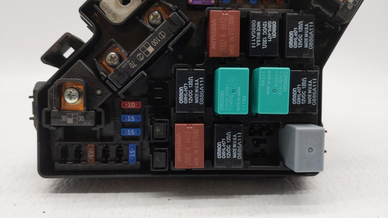 2012-2014 Ford Focus Fusebox Fuse Box Panel Relay Module P/N:AV6T-14A142-AB AV6T-14A142-AA, FU4T-14K733 Fits Fits 2012 2013 