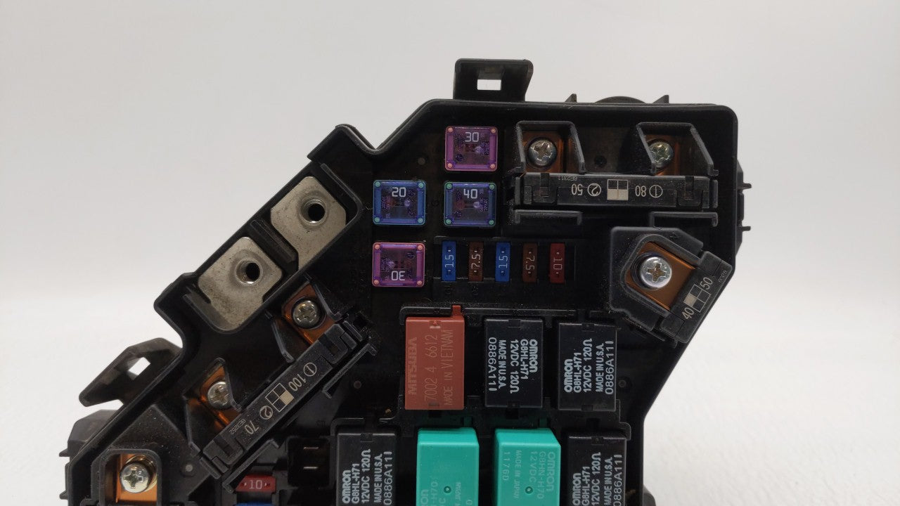 2012-2014 Ford Focus Fusebox Fuse Box Panel Relay Module P/N:AV6T-14A142-AB AV6T-14A142-AA, FU4T-14K733 Fits Fits 2012 2013 