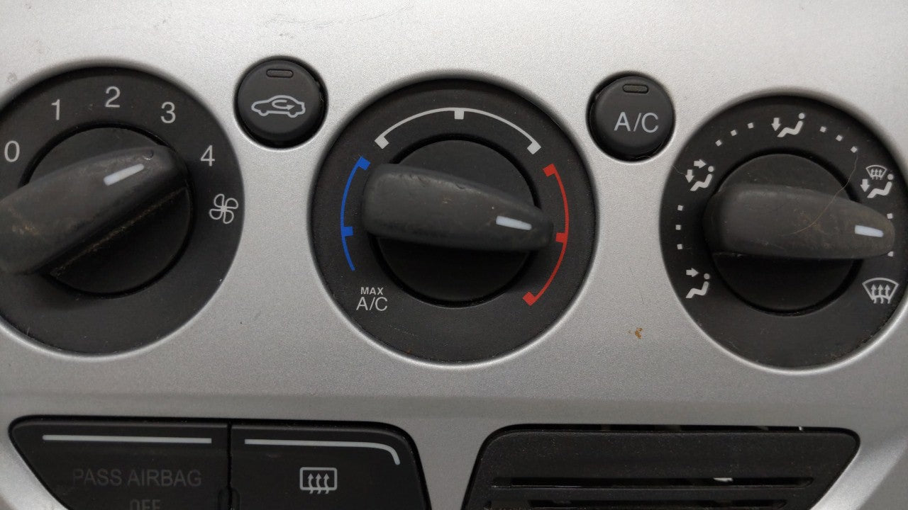 2013-2014 Ford Focus Climate Control Module Temperature AC/Heater Replacement P/N:CM5T-19980-AE CM5T-19980-AF Fits Fits 2013