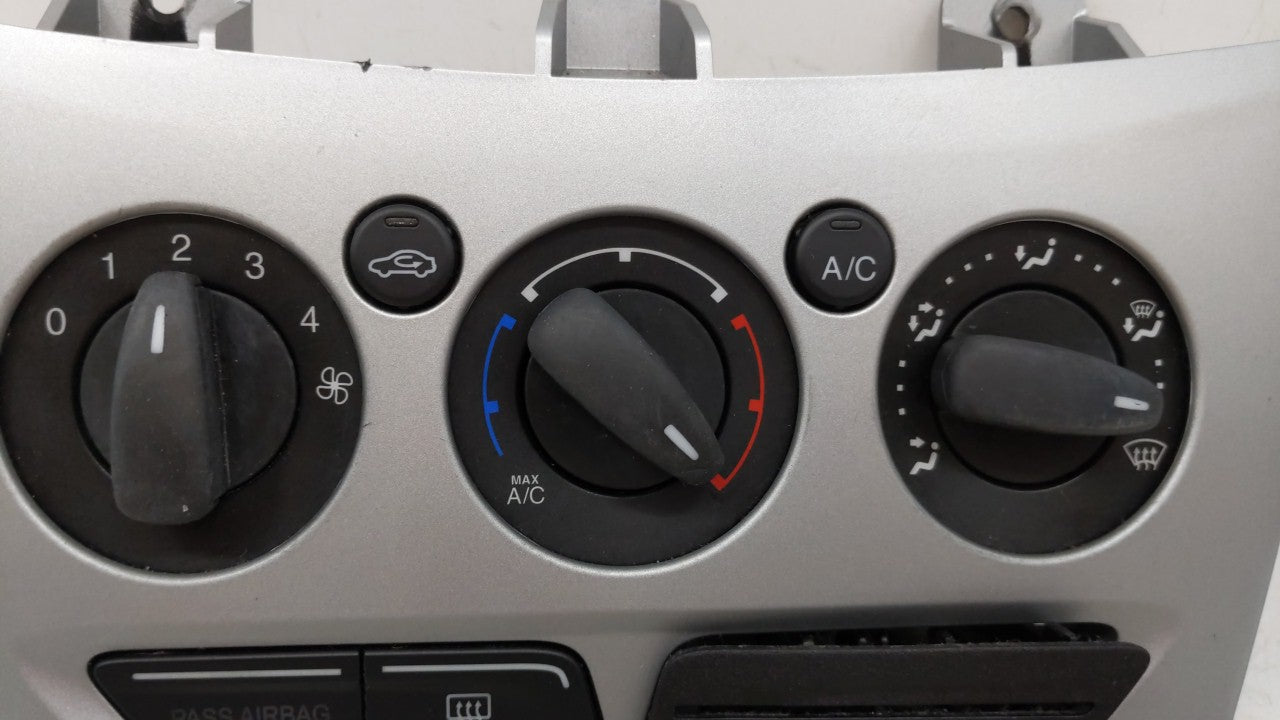 2013-2014 Ford Focus Climate Control Module Temperature AC/Heater Replacement P/N:CM5T-19980-AE CM5T-19980-AF Fits Fits 2013