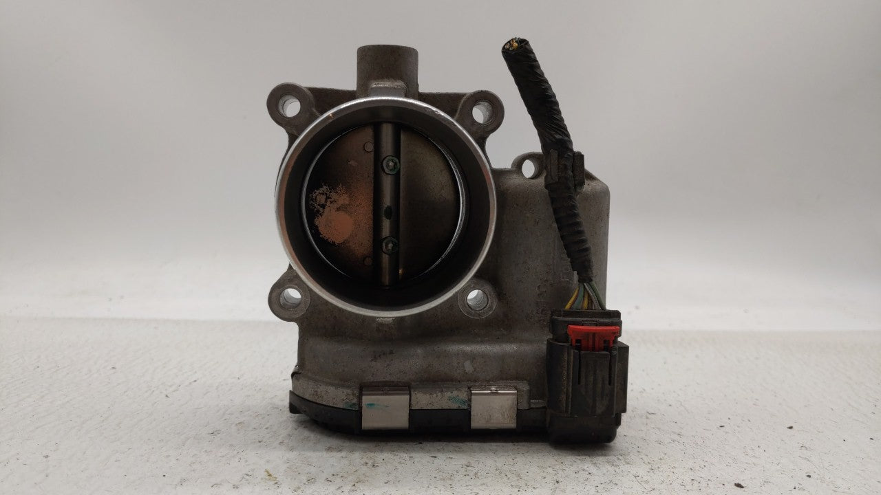 2014-2018 Ford Focus Throttle Body P/N:DS7E-9F991-BB Fits Fits 2014 2015 2016 2017 2018 2019 OEM Used Auto Parts - Oemusedau