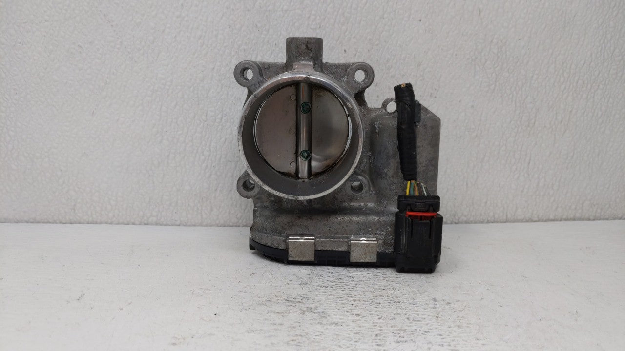 2014-2018 Ford Focus Throttle Body P/N:DS7E-9F991-BB Fits Fits 2014 2015 2016 2017 2018 2019 OEM Used Auto Parts - Oemusedau