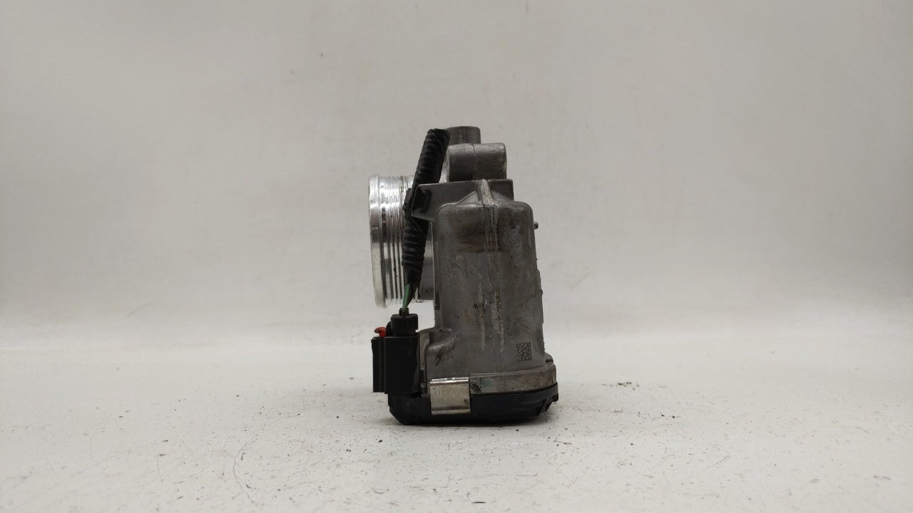 2014-2018 Ford Focus Throttle Body P/N:DS7E-9F991-BB Fits Fits 2014 2015 2016 2017 2018 2019 OEM Used Auto Parts - Oemusedau