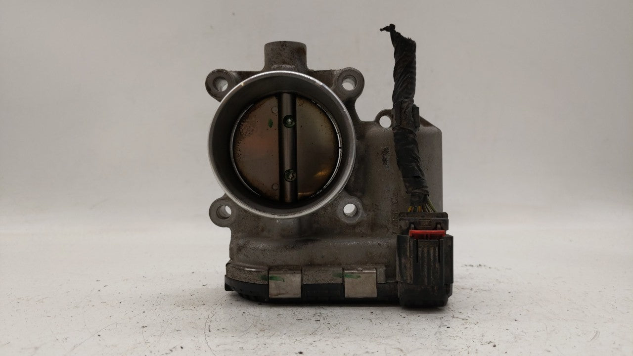 2014-2018 Ford Focus Throttle Body P/N:DS7E-9F991-BB Fits Fits 2014 2015 2016 2017 2018 2019 OEM Used Auto Parts - Oemusedau
