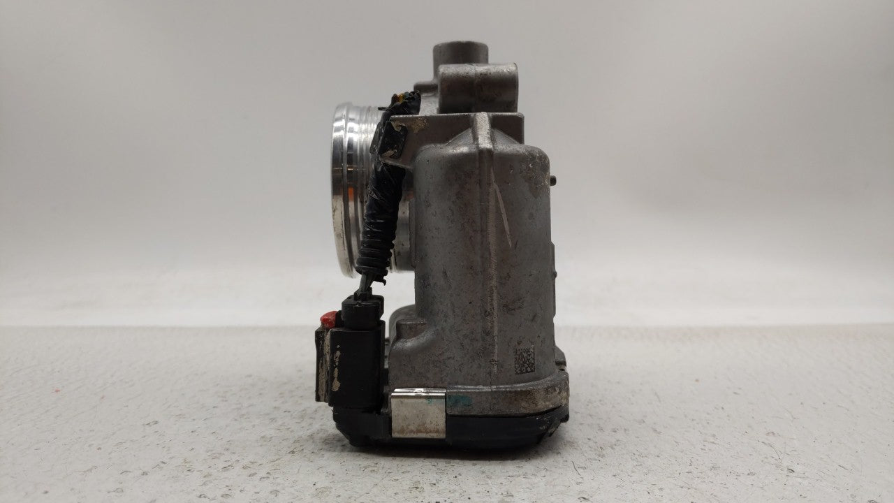 2014-2018 Ford Focus Throttle Body P/N:DS7E-9F991-BB Fits Fits 2014 2015 2016 2017 2018 2019 OEM Used Auto Parts - Oemusedau