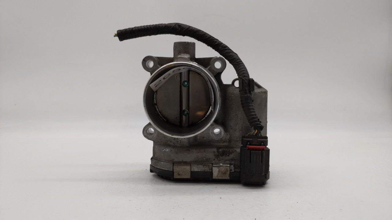 2014-2018 Ford Focus Throttle Body P/N:DS7E-9F991-BB Fits Fits 2014 2015 2016 2017 2018 2019 2020 2021 2022 OEM Used Auto Pa
