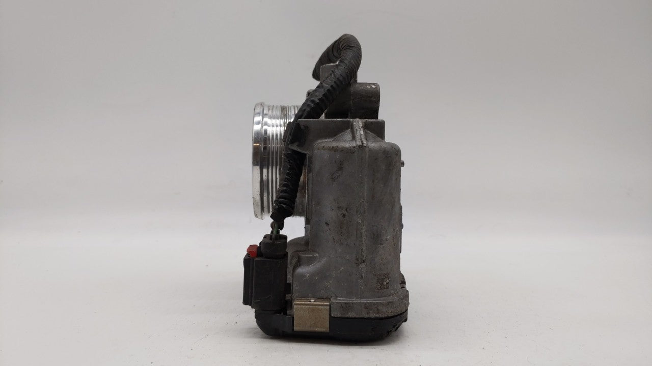 2014-2018 Ford Focus Throttle Body P/N:DS7E-9F991-BB Fits Fits 2014 2015 2016 2017 2018 2019 2020 2021 2022 OEM Used Auto Pa