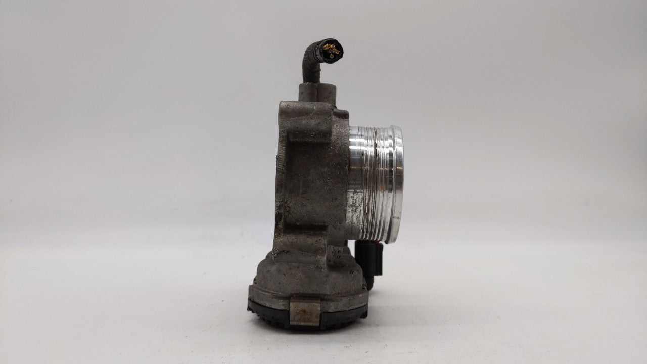 2014-2018 Ford Focus Throttle Body P/N:DS7E-9F991-BB Fits Fits 2014 2015 2016 2017 2018 2019 2020 2021 2022 OEM Used Auto Pa