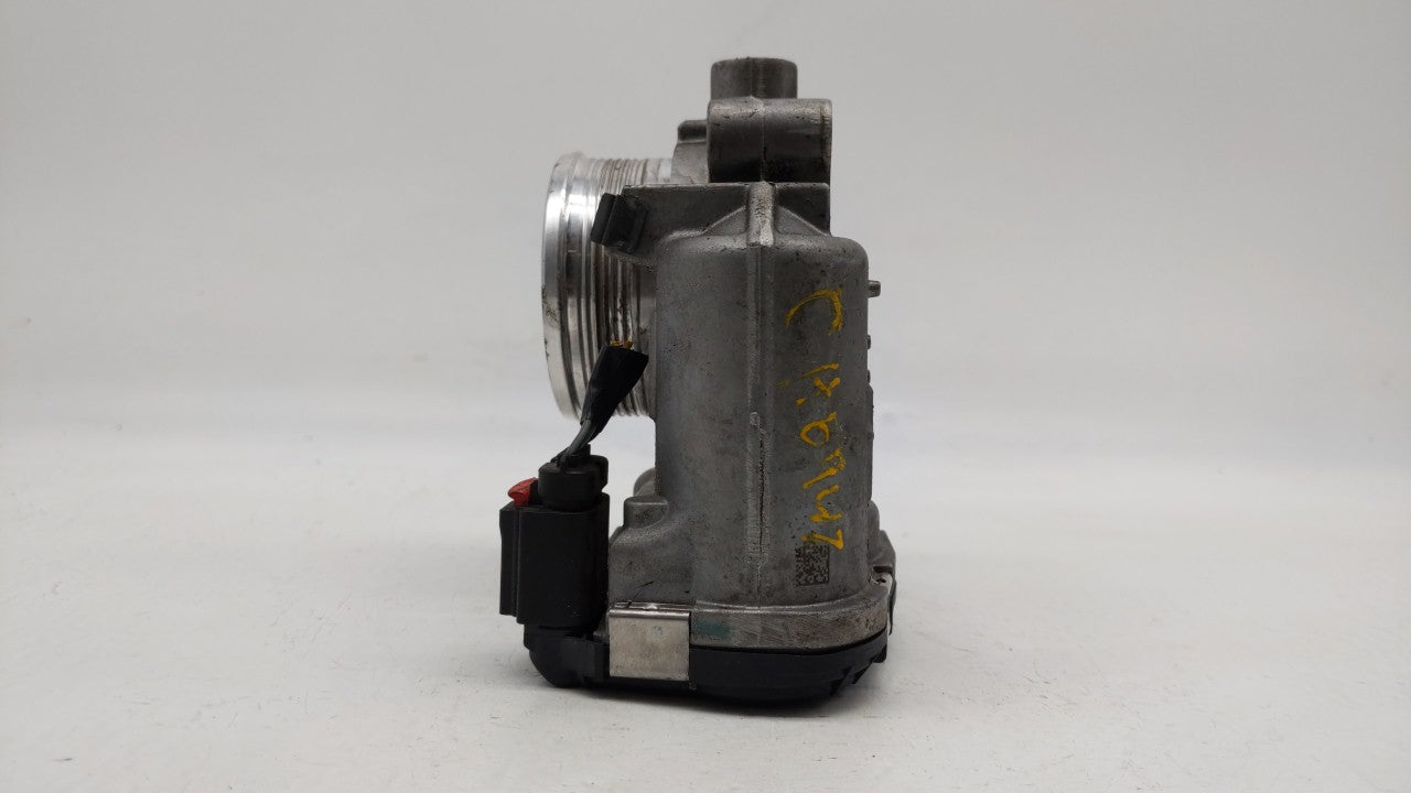 2014-2018 Ford Focus Throttle Body P/N:DS7E-9F991-BB Fits Fits 2014 2015 2016 2017 2018 2019 OEM Used Auto Parts - Oemusedau