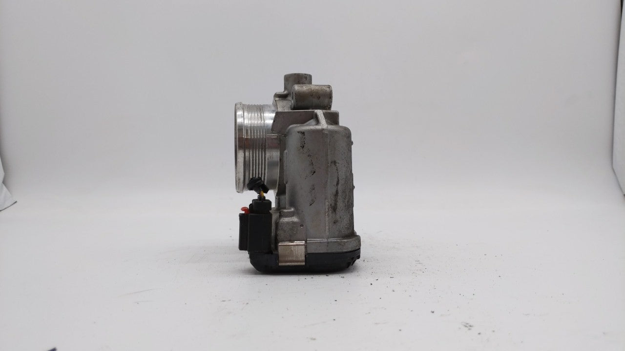 2014-2018 Ford Focus Throttle Body P/N:DS7E-9F991-BB Fits Fits 2014 2015 2016 2017 2018 2019 OEM Used Auto Parts - Oemusedau