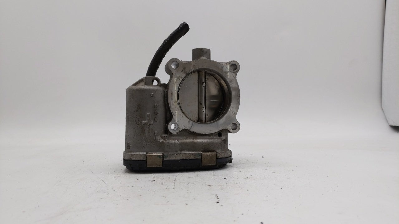 2014-2018 Ford Focus Throttle Body P/N:DS7E-9F991-BB Fits Fits 2014 2015 2016 2017 2018 2019 OEM Used Auto Parts - Oemusedau