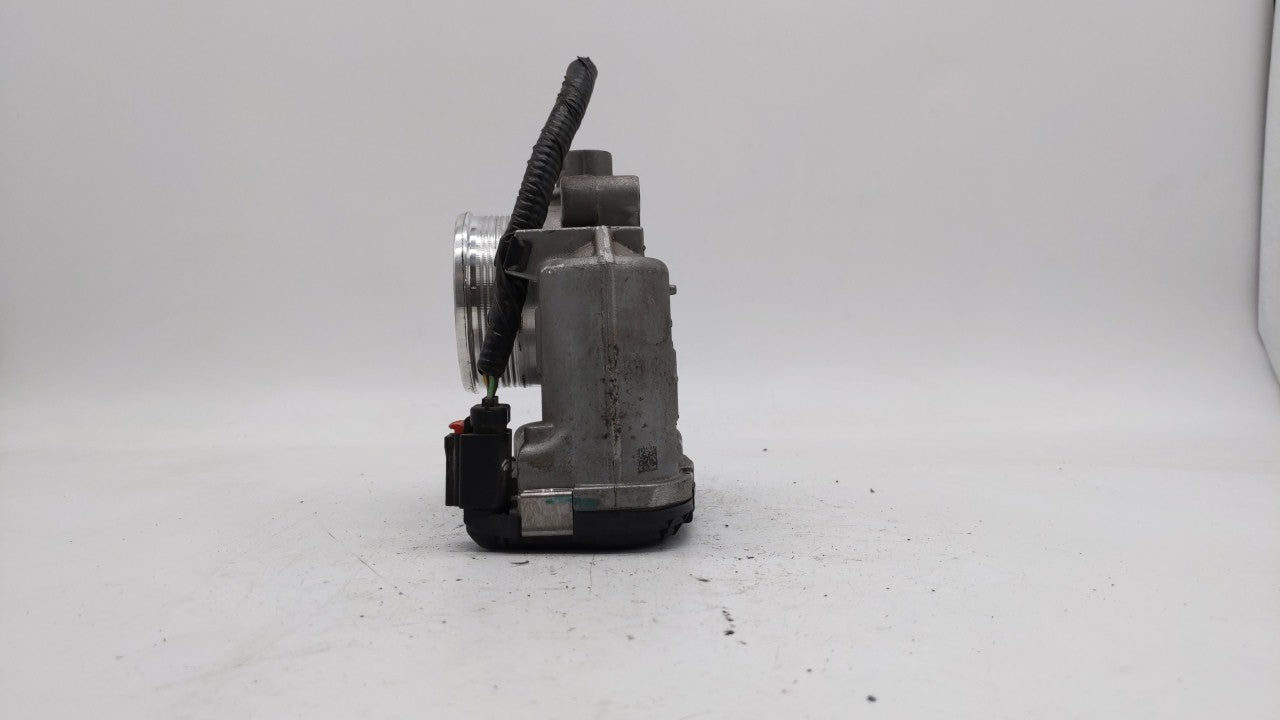 2014-2018 Ford Focus Throttle Body P/N:DS7E-9F991-BB Fits Fits 2014 2015 2016 2017 2018 2019 OEM Used Auto Parts - Oemusedau