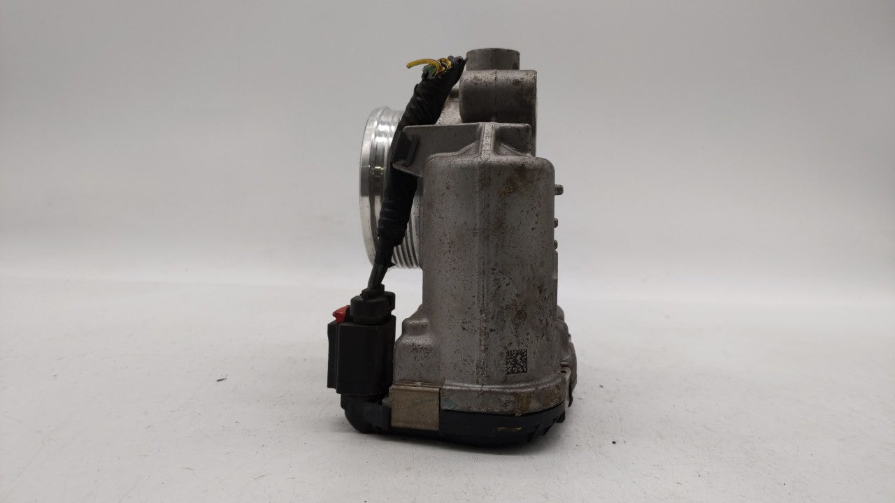 2014-2018 Ford Focus Throttle Body P/N:DS7E-9F991-BB Fits Fits 2014 2015 2016 2017 2018 2019 OEM Used Auto Parts - Oemusedau