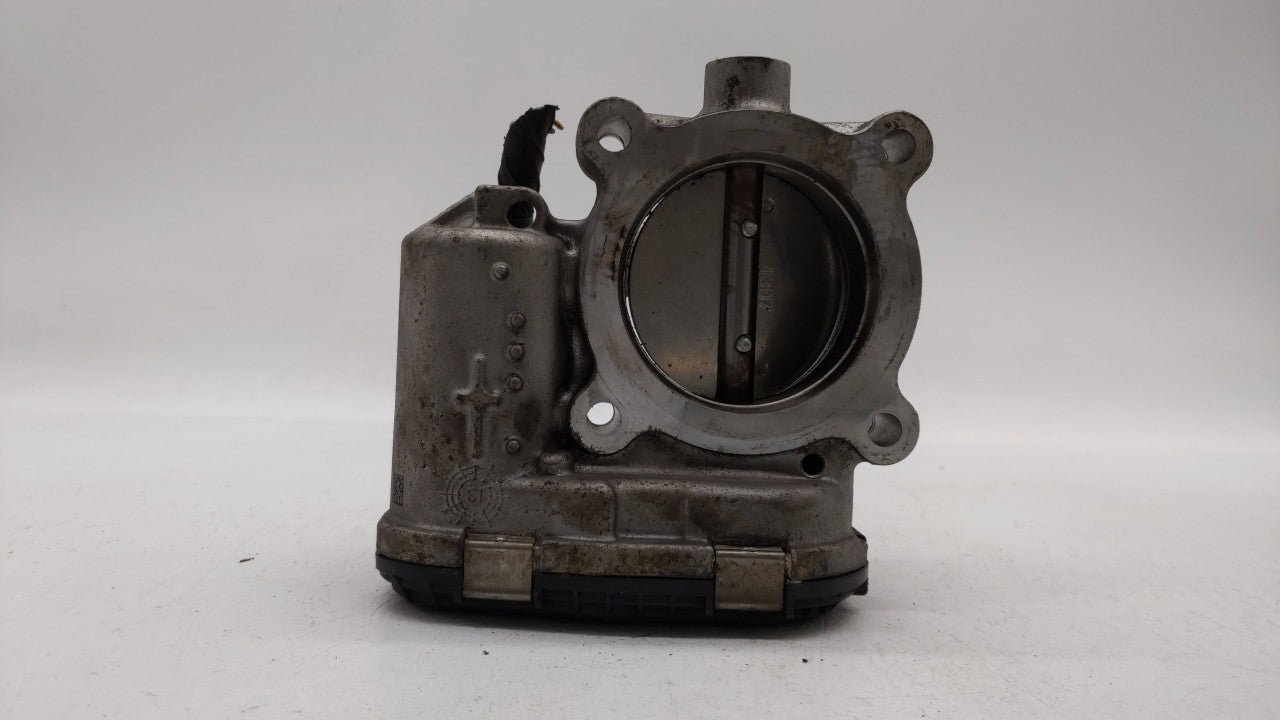 2014-2018 Ford Focus Throttle Body P/N:DS7E-9F991-BB Fits Fits 2014 2015 2016 2017 2018 2019 OEM Used Auto Parts - Oemusedau