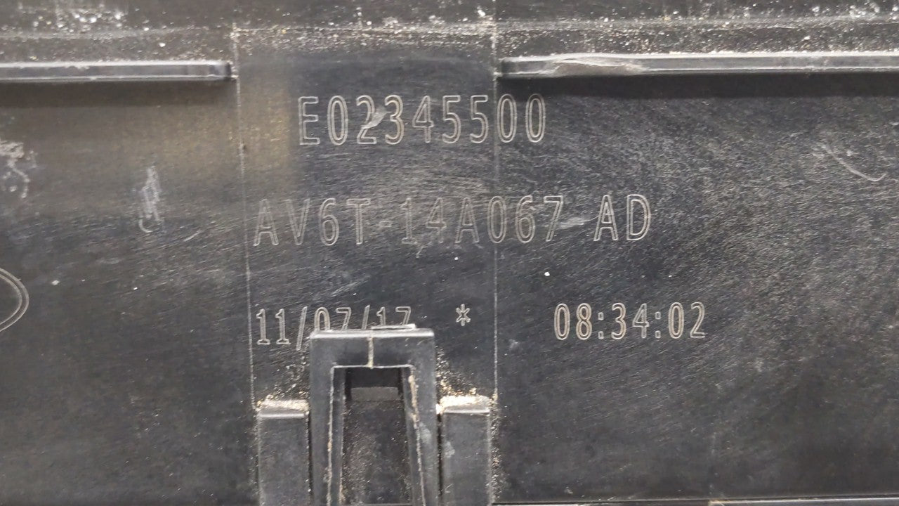 2012-2014 Ford Focus Fusebox Fuse Box Panel Relay Module P/N:AV6T-14A142-AB AV6T-14A142-AA, FU4T-14K733 Fits Fits 2012 2013 