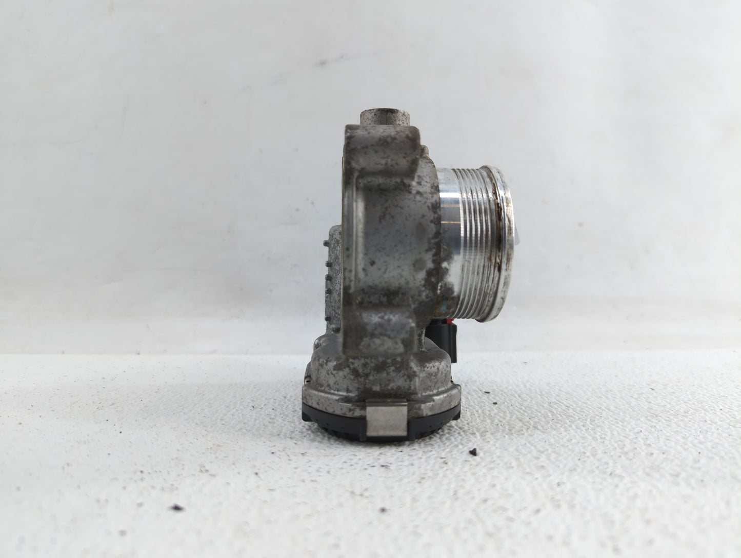 2014-2018 Ford Focus Throttle Body P/N:DS7E-9F991-BB Fits Fits 2014 2015 2016 2017 2018 2019 OEM Used Auto Parts - Oemusedau
