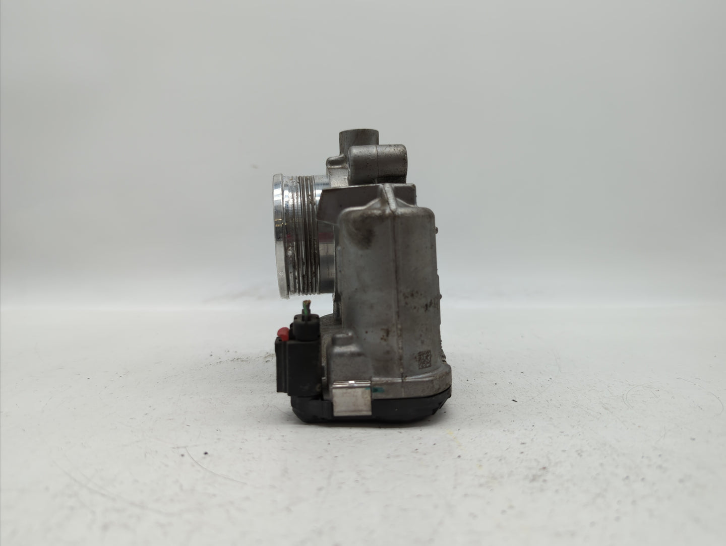 2014-2018 Ford Focus Throttle Body P/N:DS7E-9F991-BB Fits Fits 2014 2015 2016 2017 2018 2019 2020 2021 2022 OEM Used Auto Pa