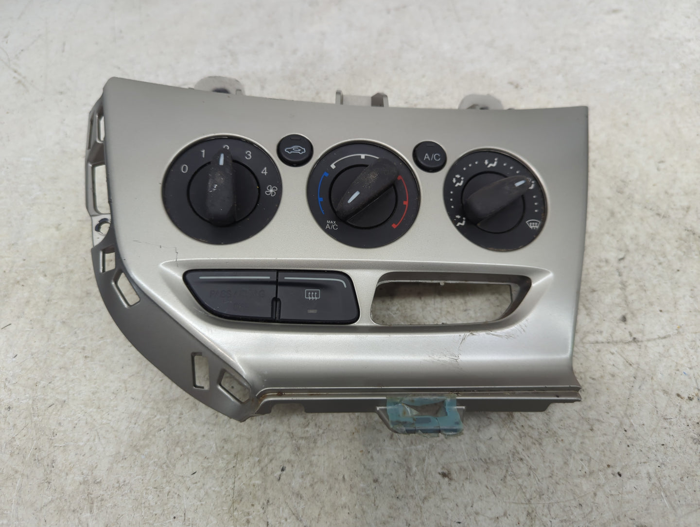 2014 Ford Focus Climate Control Module Temperature AC/Heater Replacement Fits OEM Used Auto Parts - Oemusedautoparts1.com