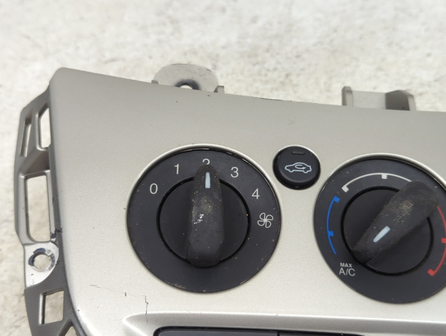 2014 Ford Focus Climate Control Module Temperature AC/Heater Replacement Fits OEM Used Auto Parts - Oemusedautoparts1.com