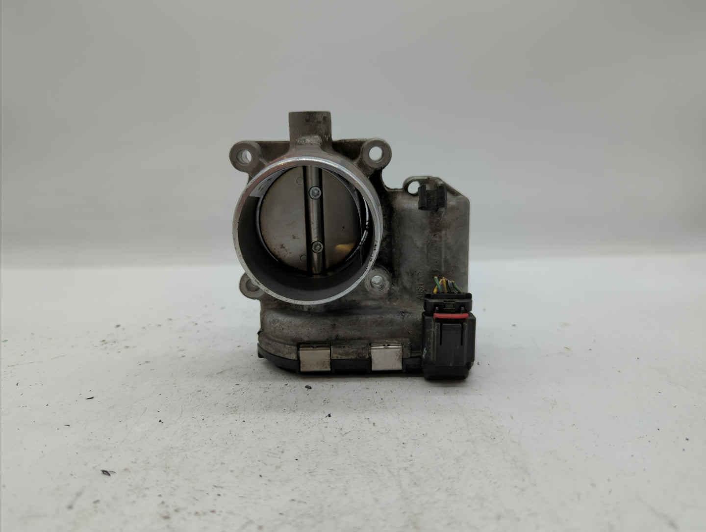 2014-2018 Ford Focus Throttle Body P/N:DS7E-9F991-BB Fits Fits 2014 2015 2016 2017 2018 2019 OEM Used Auto Parts - Oemusedau