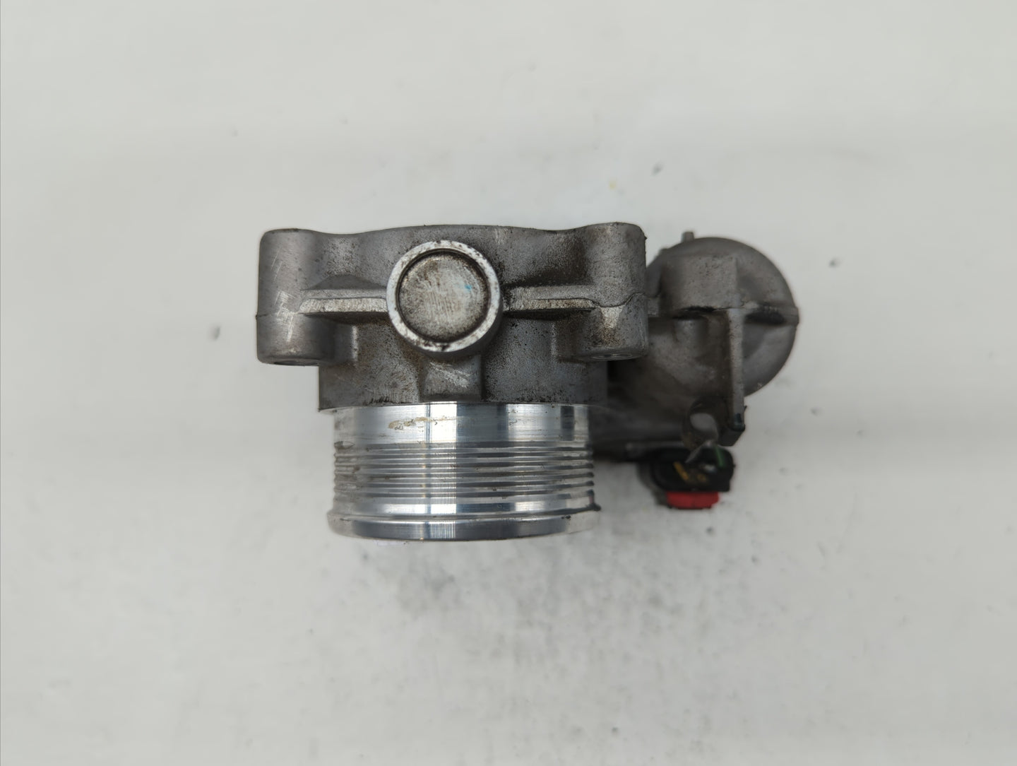 2014-2018 Ford Focus Throttle Body P/N:DS7E-9F991-BB Fits Fits 2014 2015 2016 2017 2018 2019 OEM Used Auto Parts - Oemusedau
