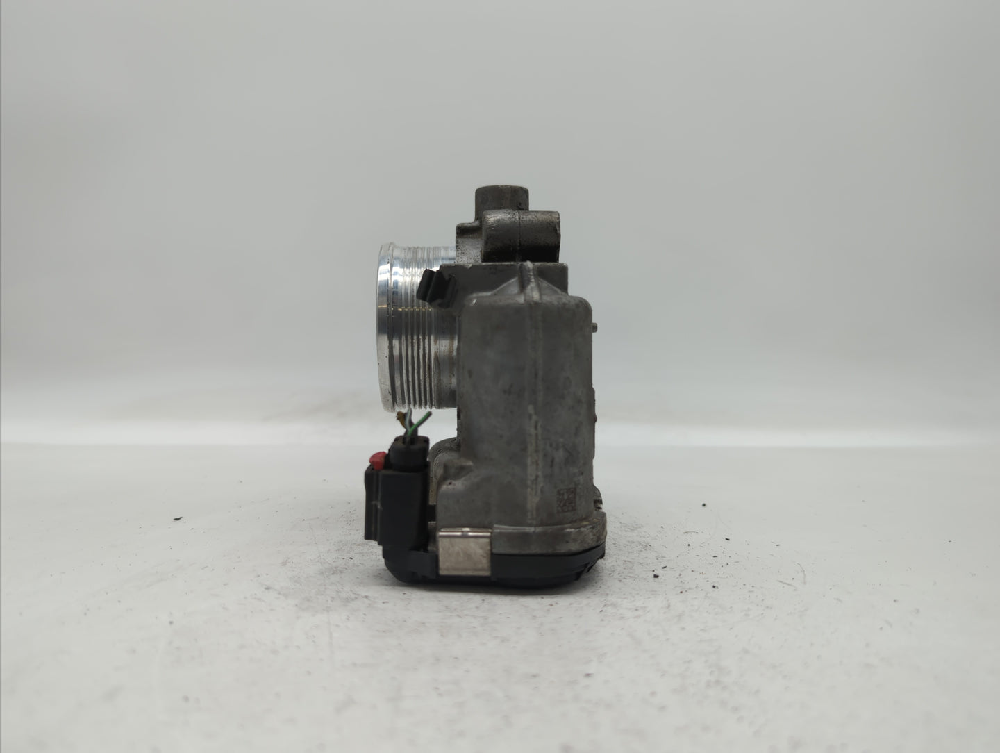 2014-2018 Ford Focus Throttle Body P/N:DS7E-9F991-BB Fits Fits 2014 2015 2016 2017 2018 2019 OEM Used Auto Parts - Oemusedau