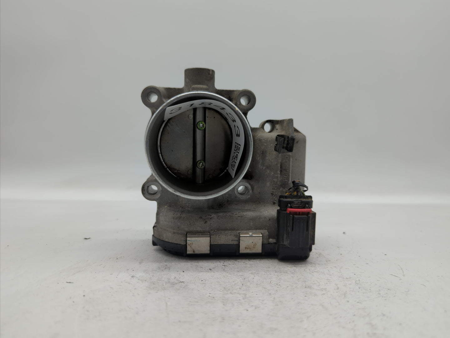 2014-2018 Ford Focus Throttle Body P/N:DS7E-9F991-BB Fits Fits 2014 2015 2016 2017 2018 2019 OEM Used Auto Parts - Oemusedau