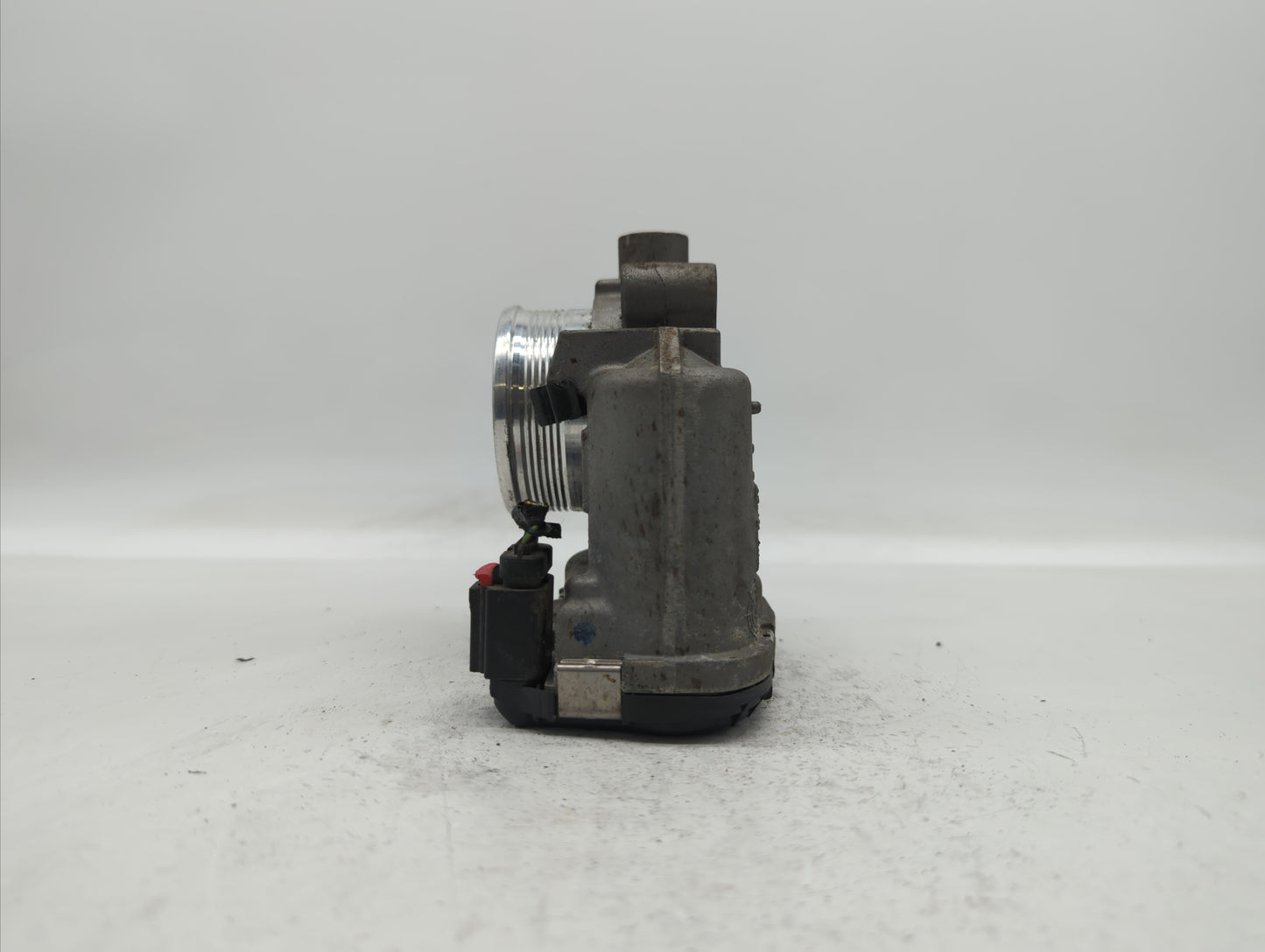 2014-2018 Ford Focus Throttle Body P/N:DS7E-9F991-BB Fits Fits 2014 2015 2016 2017 2018 2019 OEM Used Auto Parts - Oemusedau