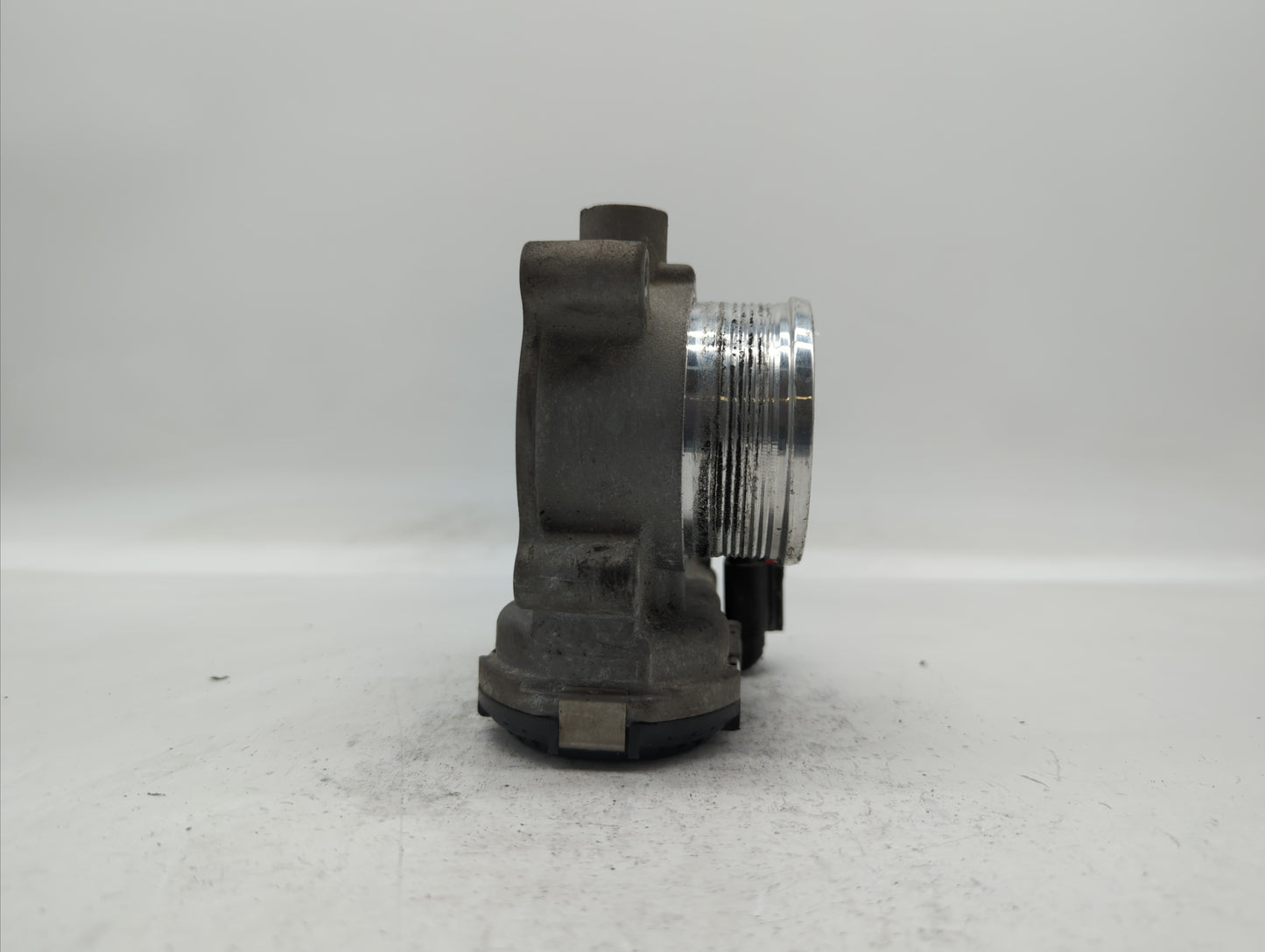 2014-2018 Ford Focus Throttle Body P/N:DS7E-9F991-BB Fits Fits 2014 2015 2016 2017 2018 2019 OEM Used Auto Parts - Oemusedau