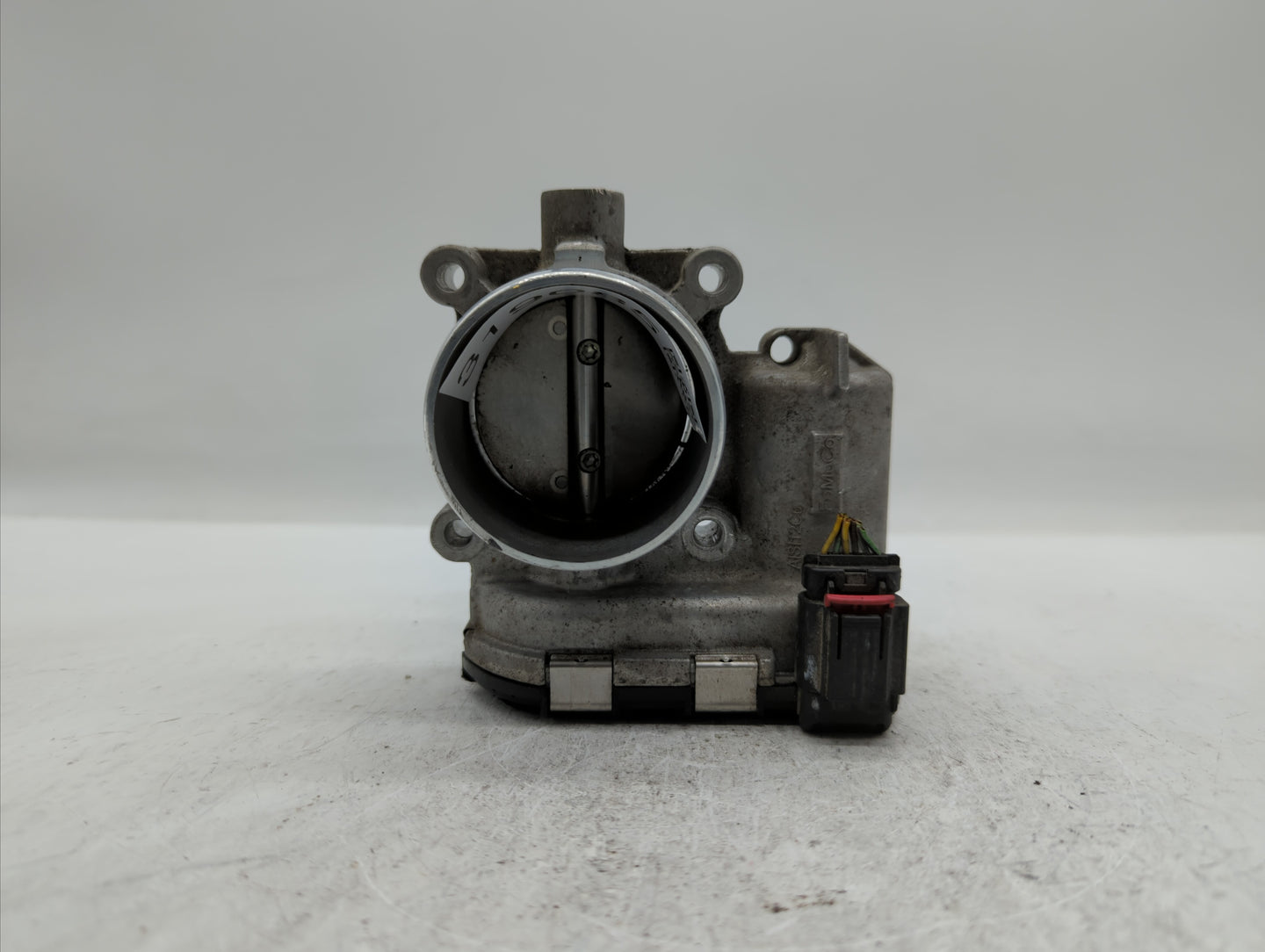 2014-2018 Ford Focus Throttle Body P/N:DS7E-9F991-BB Fits Fits 2014 2015 2016 2017 2018 2019 OEM Used Auto Parts - Oemusedau