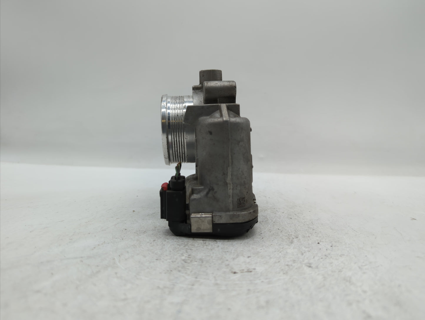 2014-2018 Ford Focus Throttle Body P/N:DS7E-9F991-BB Fits Fits 2014 2015 2016 2017 2018 2019 OEM Used Auto Parts - Oemusedau