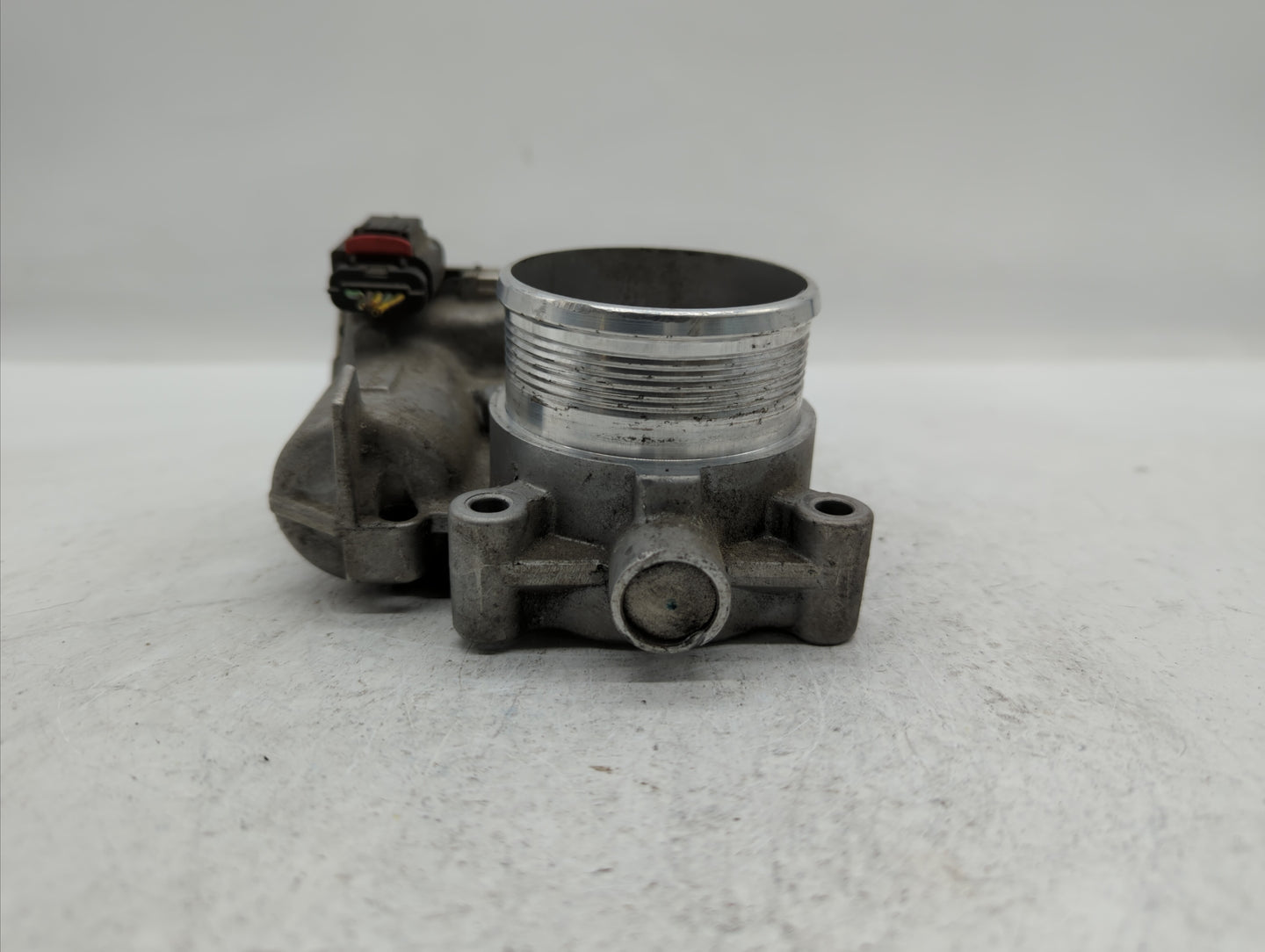 2014-2018 Ford Focus Throttle Body P/N:DS7E-9F991-BB Fits Fits 2014 2015 2016 2017 2018 2019 OEM Used Auto Parts - Oemusedau